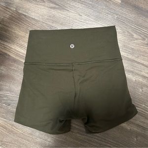 Lululemon wunder under HR shorts